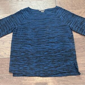 Vince 100% Silk Blouse. 3/4 sleeve. XS